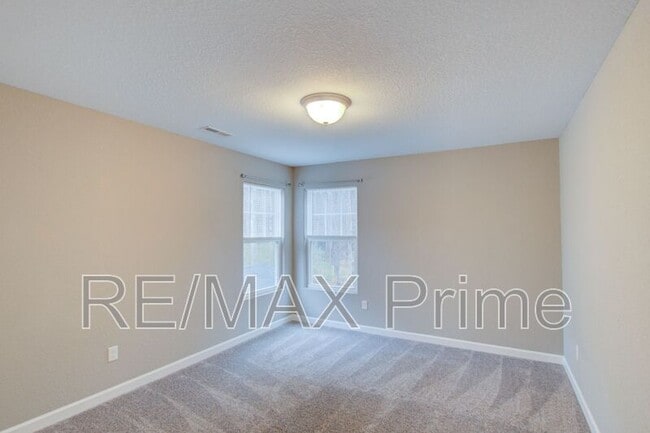 Building Photo - 4158 Pughsville Rd