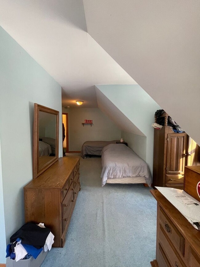 Building Photo - New listing!! A beautiful 3 bedroom 2.5 ba...