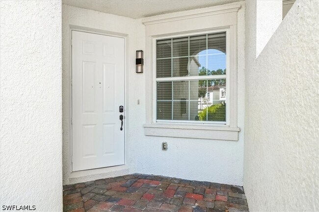Building Photo - 7070 Venice Way