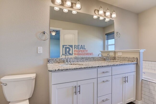 Building Photo - 6712 Skuna Dr