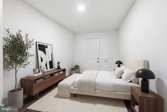 Building Photo - 3816 W Bay Ave