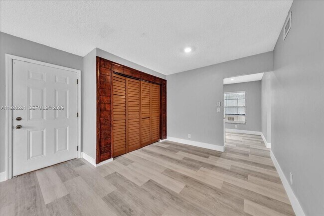 Building Photo - 1500 N Congress Ave