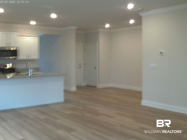 Building Photo - 1069 Hayward Lp