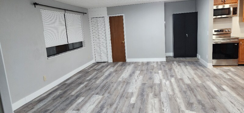 Building Photo - 5857 J B Hines Rd