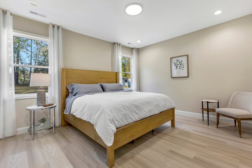 Master Bedroom - 170 Weaver Line