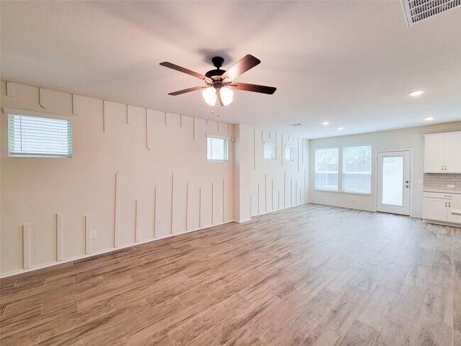 Building Photo - 10509 Harmon Smith Dr.