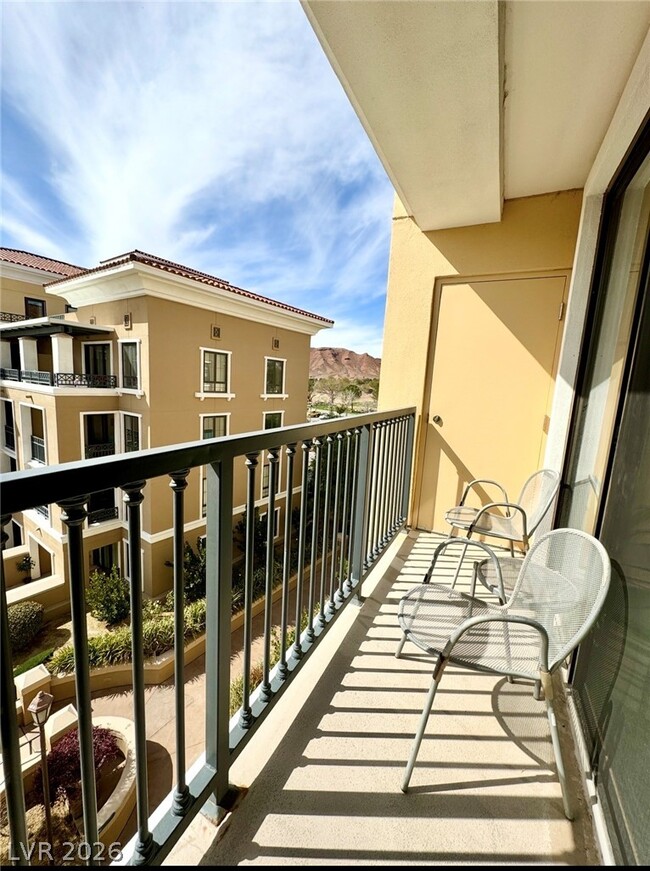 Building Photo - 29 Montelago Blvd