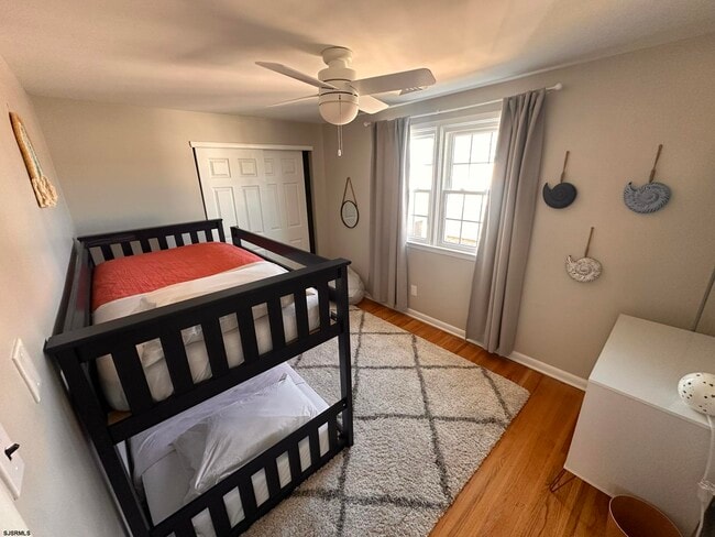 Building Photo - 611 N Delavan Ave