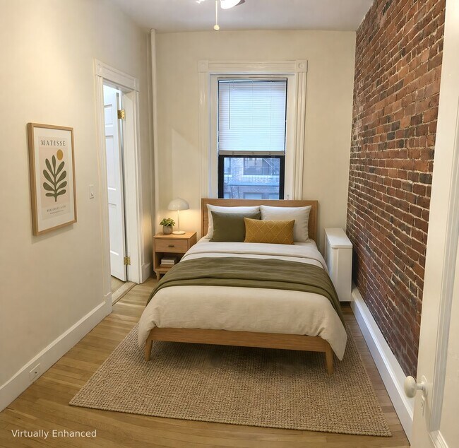 Building Photo - 174 Newbury St