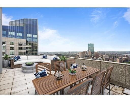 Building Photo - 1 Avery St