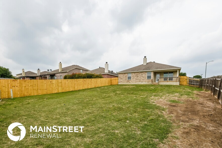 Building Photo - 3802 Southern Grove