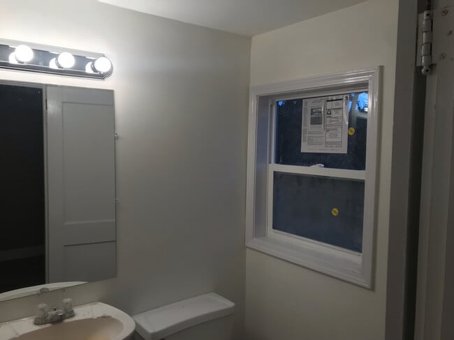 Building Photo - 566 E Sebewaing St