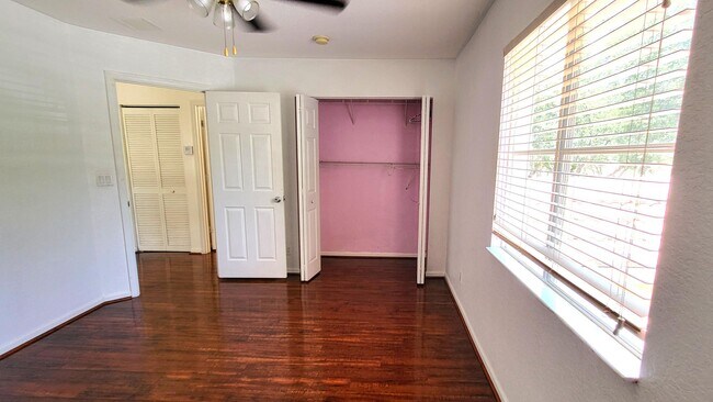 Building Photo - 4088 Lake Tahoe Cir