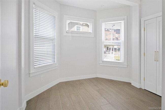 Building Photo - 46 Park Ave