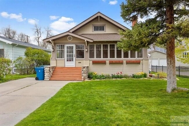 Building Photo - Fully Furnished 4-Bedroom Home Near Clinic...