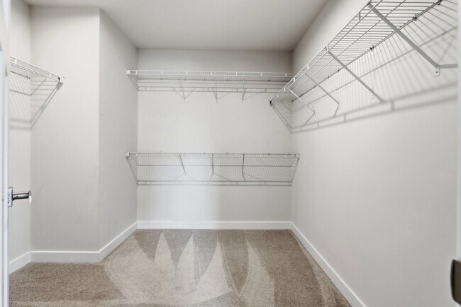 Building Photo - 5714 Richmanor Terrace
