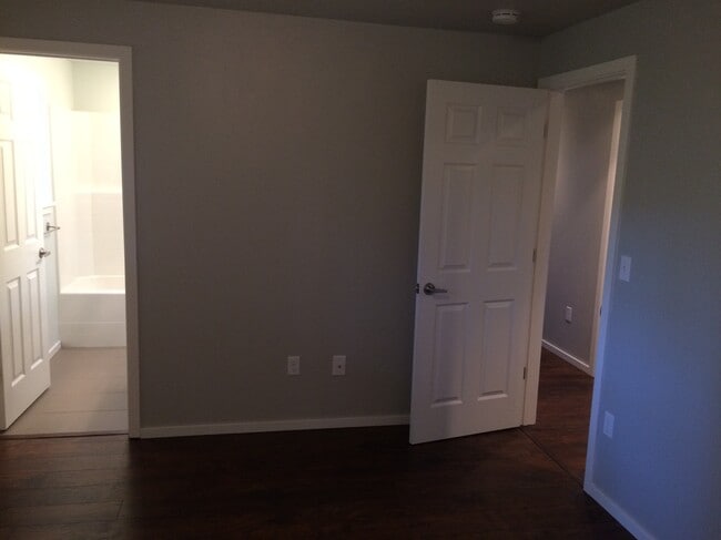 main bedroom + bath - 18731 78th Place West