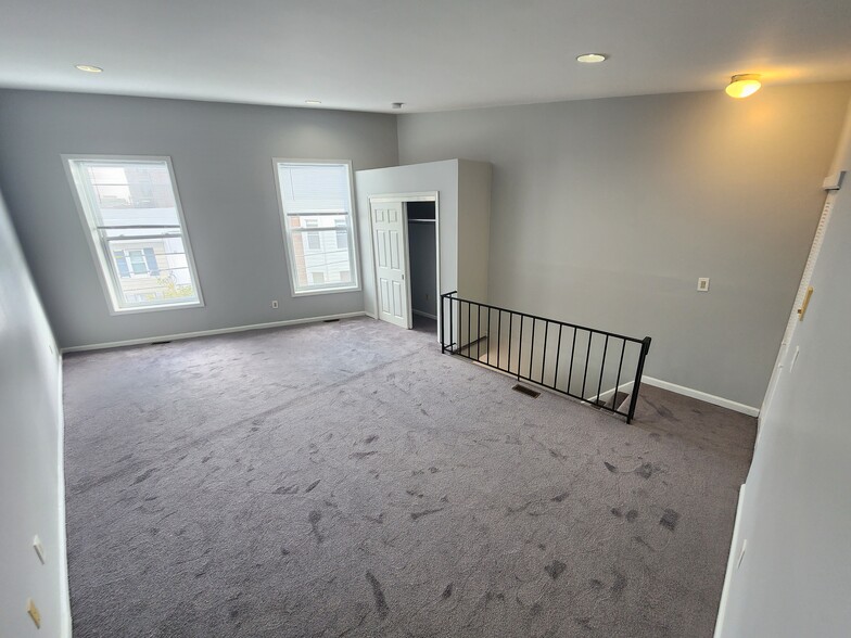 Building Photo - 930 E Passyunk Ave