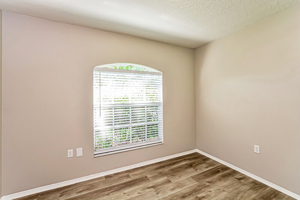 Building Photo - 10924 Pinewood Cove Ln