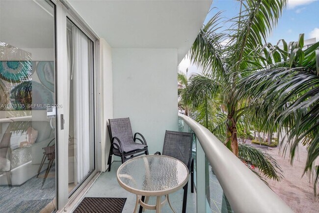 Building Photo - 3801 S Ocean Dr