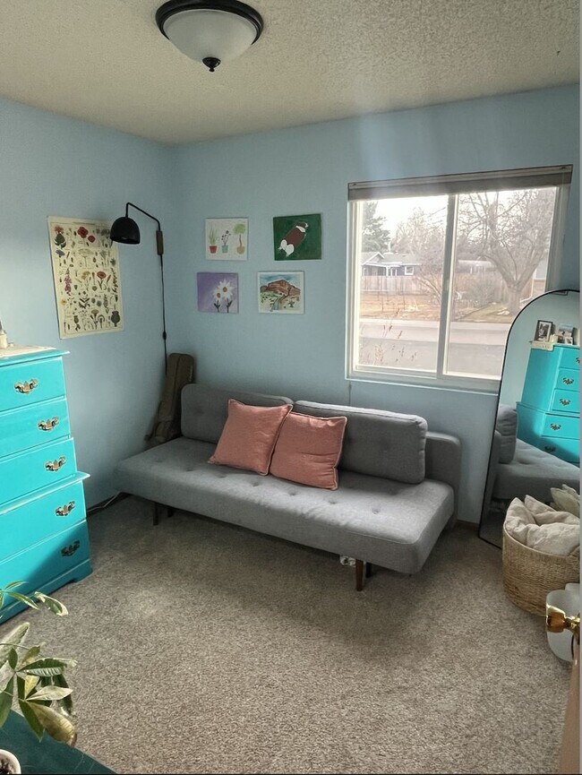 Building Photo - Bright 2 Bed, 1 Bath Home with Garage & Fenced Yard in Fort Collins