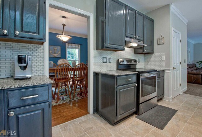 Building Photo - 208 Wysteria Ct