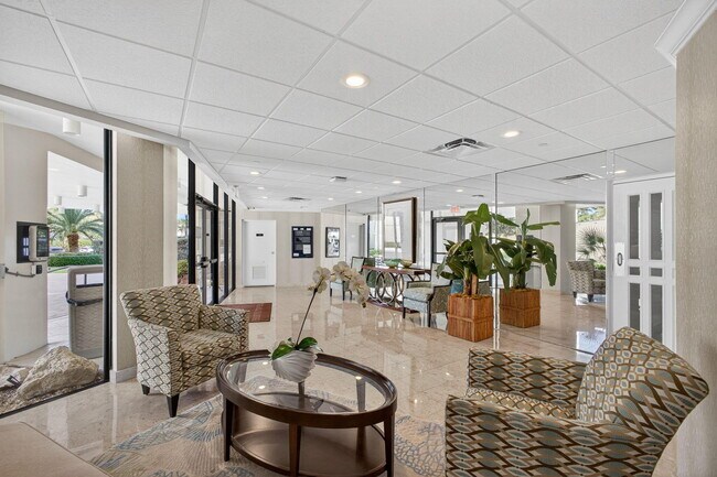 Building Photo - 2800 N Ocean Dr