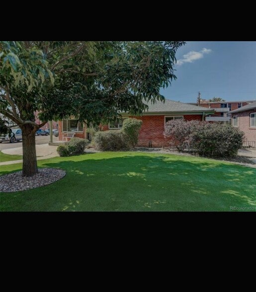 Building Photo - 2525 S University Blvd