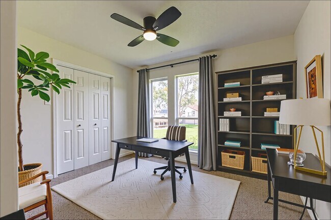 Building Photo - 431 Topsail Way