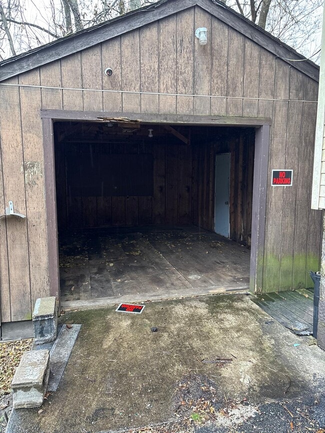 Building Photo - 3426 Orchard St