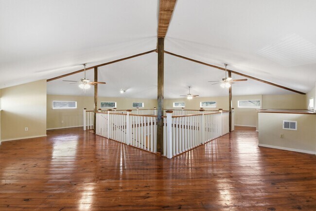 Building Photo - 9052 Zapata Way