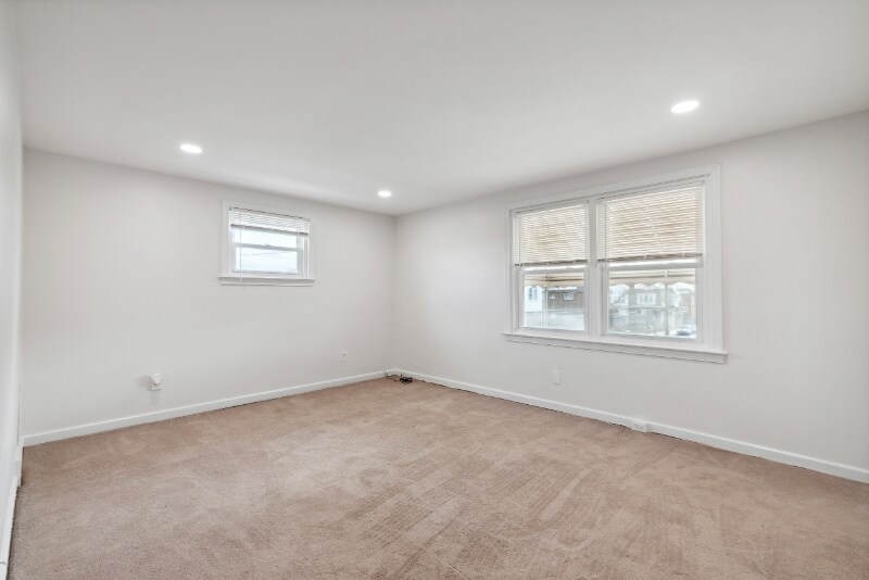 Building Photo - 4241 Aldine St