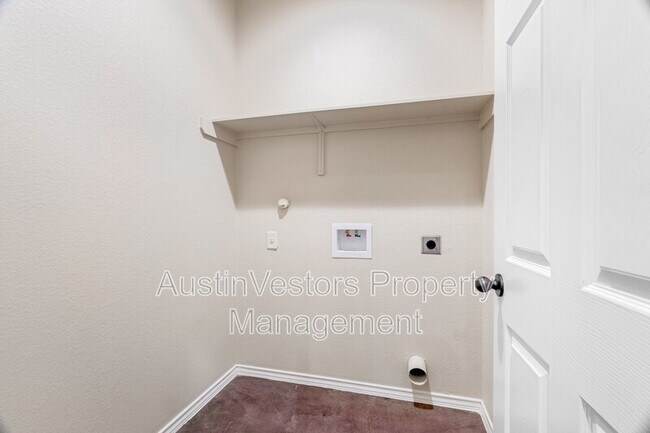 Building Photo - 118 Samuel Dr