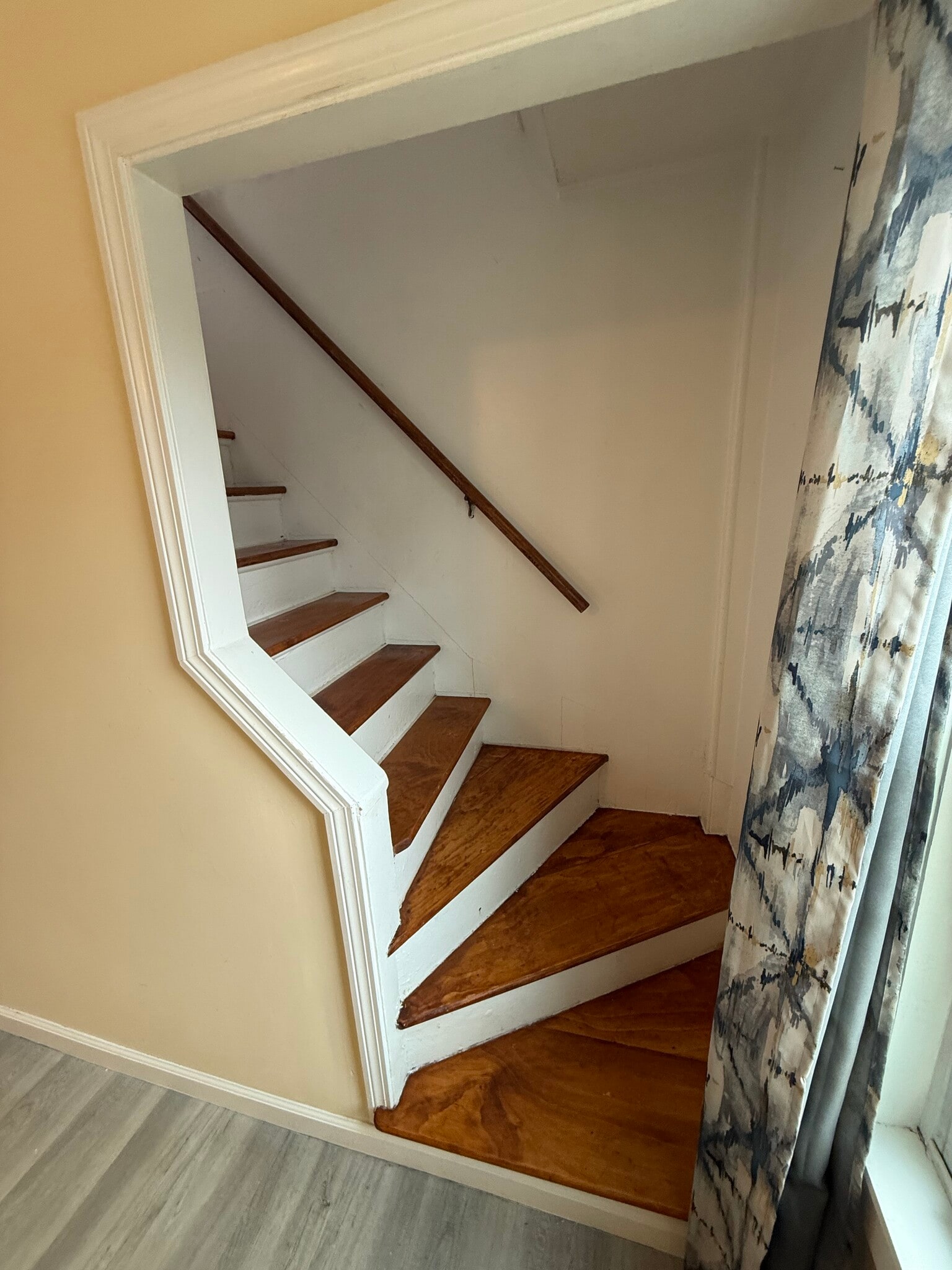 Stairs - 56 House St