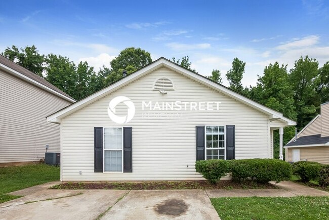 Primary Photo - 2729 Fairstone Ave