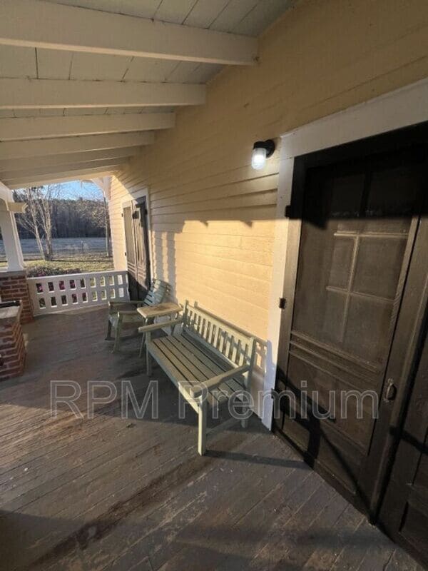 Building Photo - 8222 LA-955