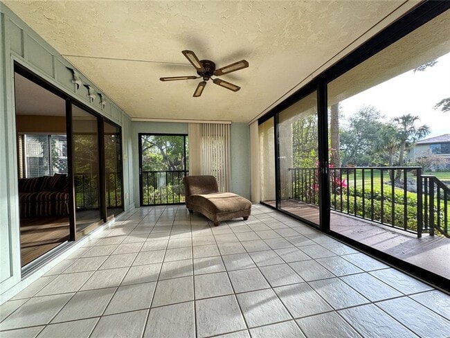 Building Photo - 6466 Seagull Dr