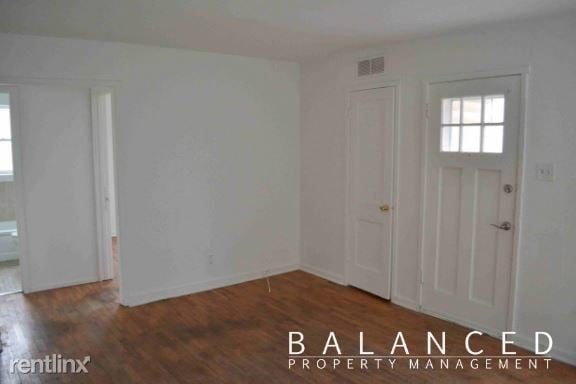 Building Photo - 2 br, 1 bath House - 2817 SE Minnesota Ave