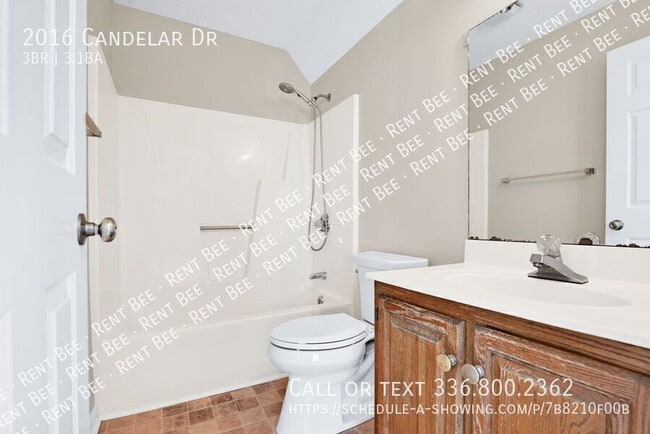 Building Photo - 2016 Candelar Dr