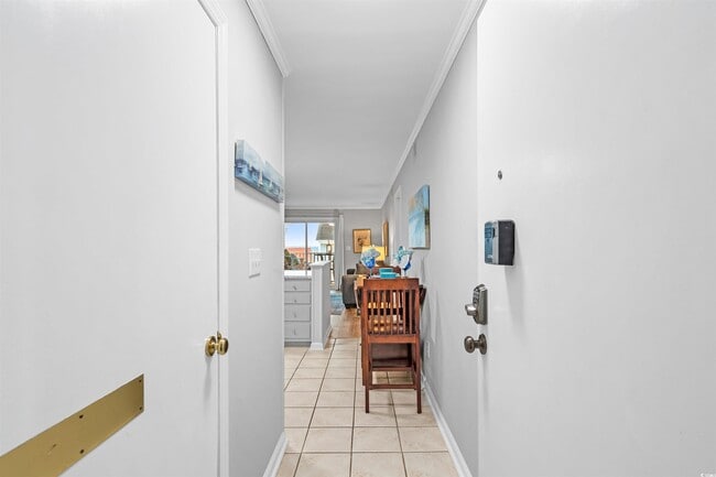 Building Photo - 5709 N Ocean Blvd