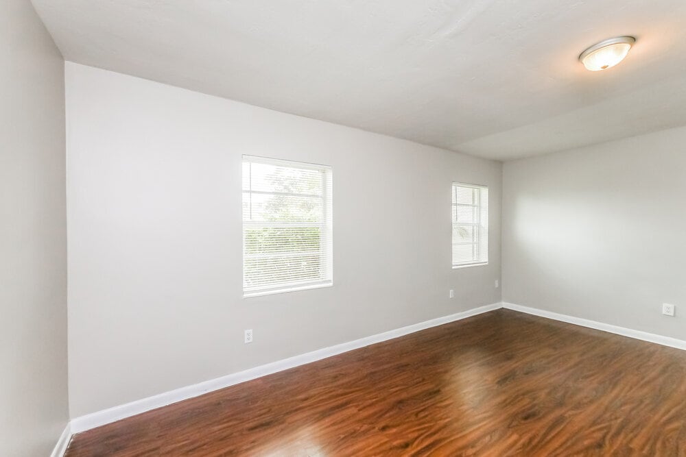 Building Photo - 11010 SW 123rd Ave