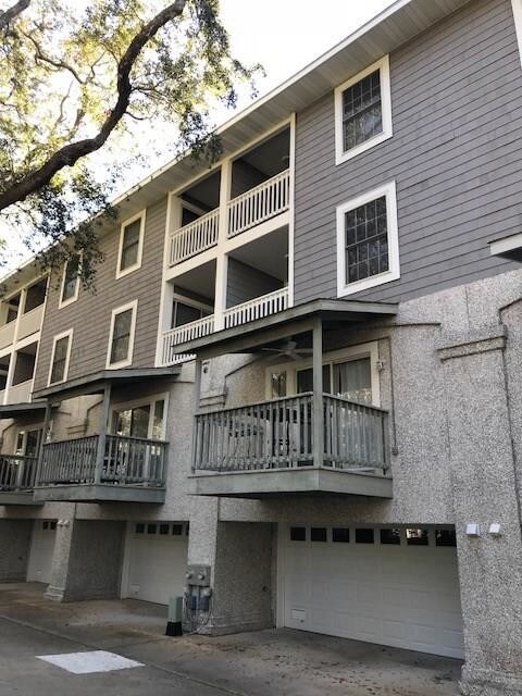 Building Photo - 200 Salt Air Dr
