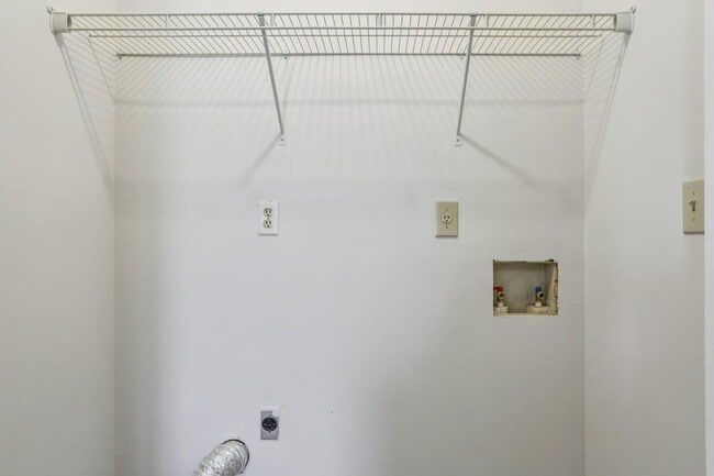 Building Photo - 1509 Kilmuir Way