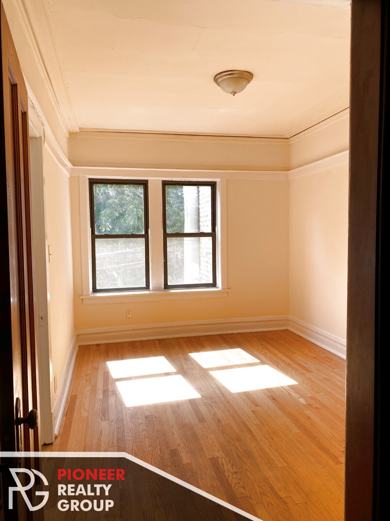 Building Photo - 2510 N Kedzie Blvd