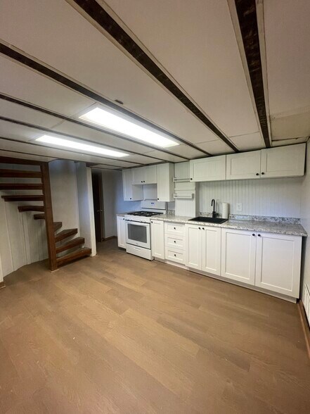 Kitchen - 214 Wright Street