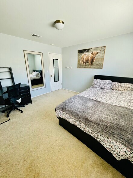Bedroom 3 - 141 Kittoe Dr