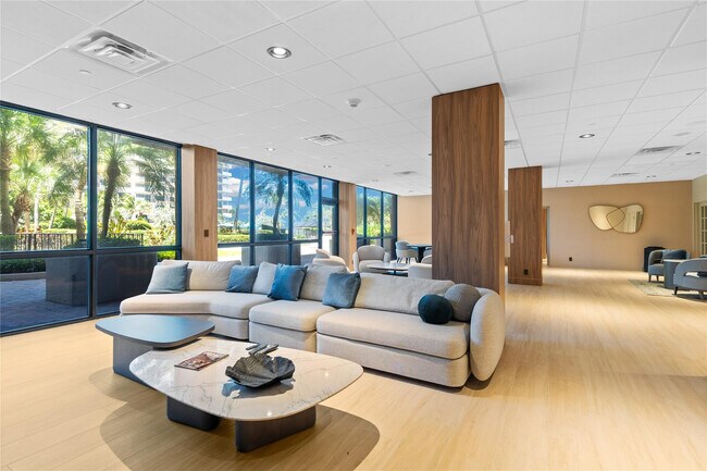 Building Photo - 4900 N Ocean Blvd