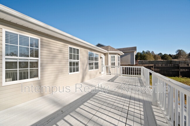 Building Photo - 7411 Cascade Meadows Way