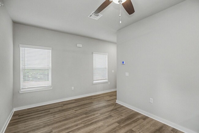Building Photo - 403 S 29th St