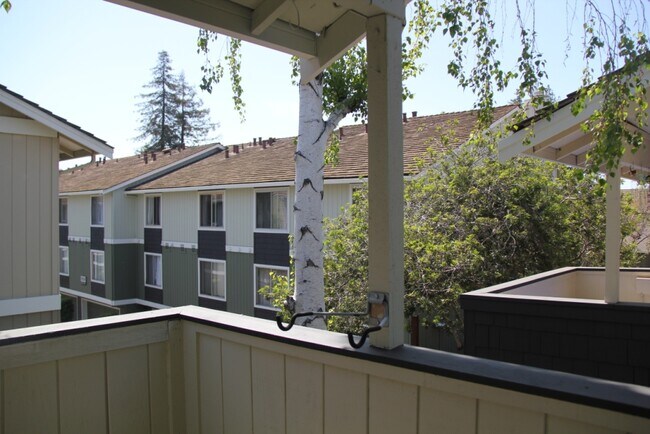 Building Photo - 2567 Easton Ln